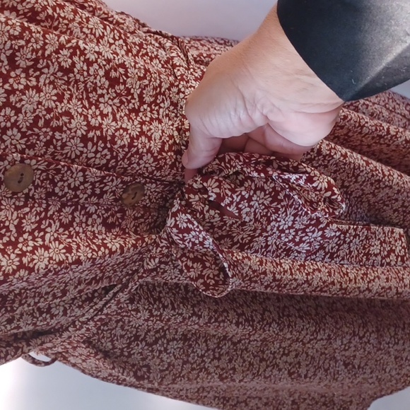 Monteau Button front frilly cap sleeve fitted dress, back elastic waist - Picture 4 of 10